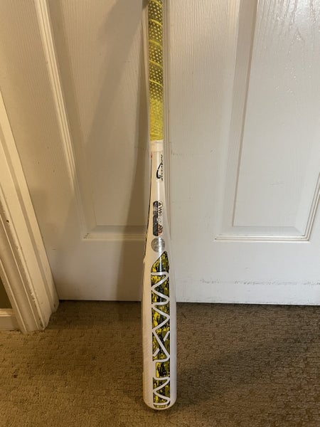 Used Kid Pitch (9YO-13YO) USSSA Certified 2017 Combat Composite Maxum Bat (-11) 20 oz 31"