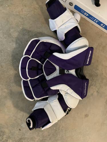 Senior Medium Bauer Pro Stock Vapor 2X Pro Goalie Chest Protector