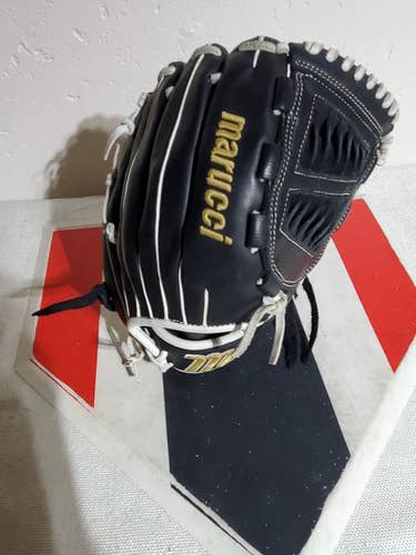 Black Used Kid Pitch (9YO-13YO) Marucci Right Hand Throw Infield Palmetto  Softball Glove 12"
