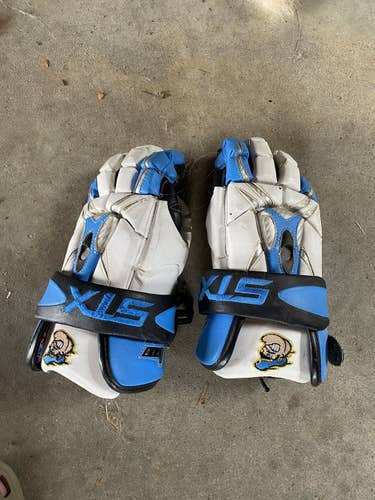 Grand Valley St Lacrosse Gloves