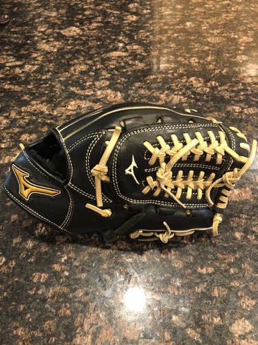 Mizuno black mvp select 11.5” glove