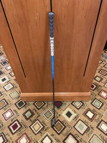 Men's 4 iron Stiff Flex Graphite Shaft G Crossover