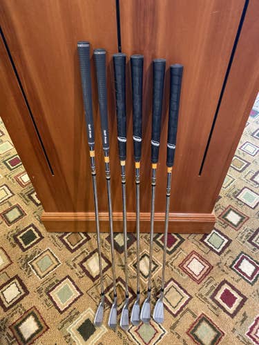 Men's Right Handed Stiff Flex Steel Shaft Staff FG Tour F5 Iron Set
