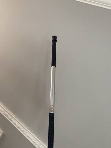 Like New - STX Axe C405 Lacrosse Shaft