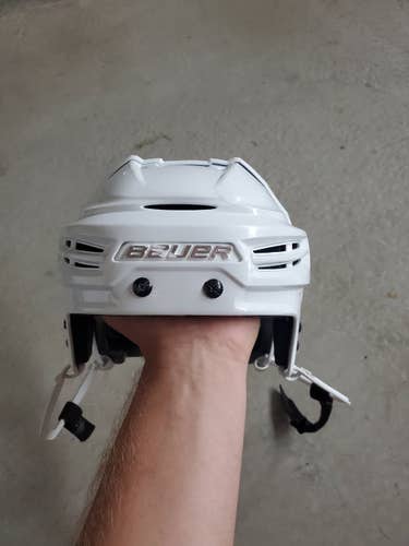 White Used Medium Bauer Re-Akt 100 Helmet