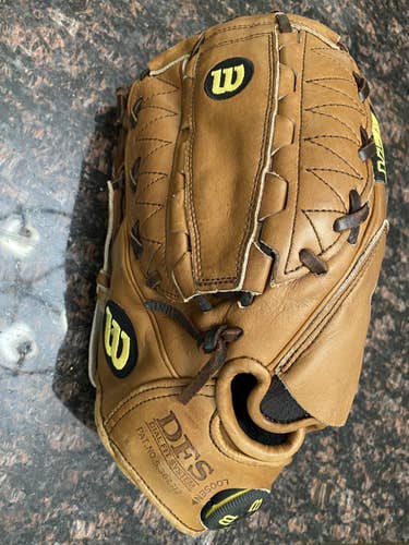 Brown Used High School/College Wilson Left Hand Throw Pitcher's A2K Baseball Glove 12"