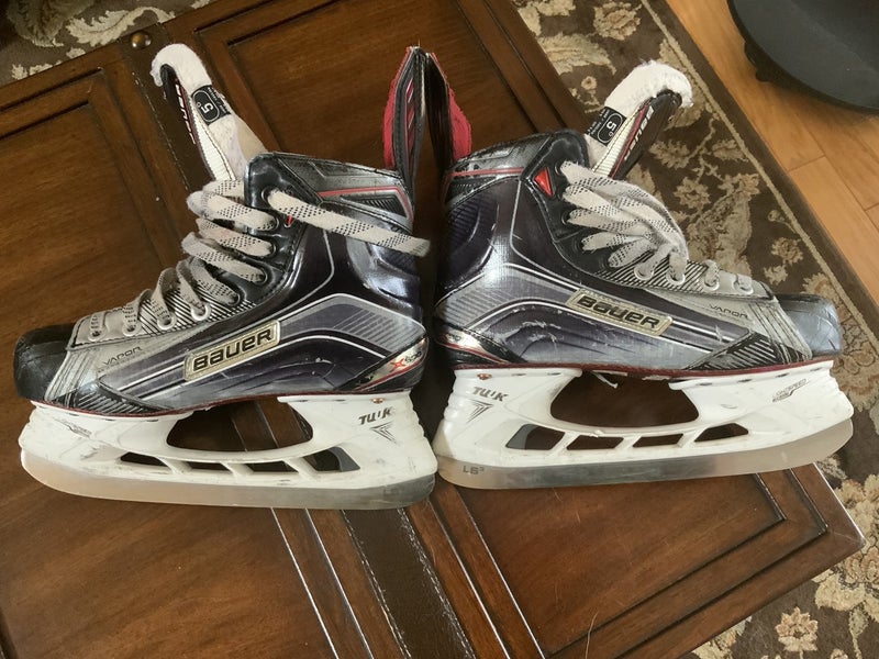 Bauer Vapor X900 Player Skates size 5 - LS3 Steel - Great Condition