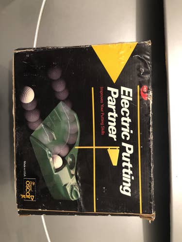 Golf Putting Practice (Electric Putting Partner)