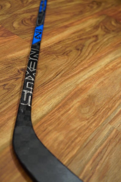 Used Senior Bauer Right Handed Nexus 1N Hockey Stick Mid Pattern
