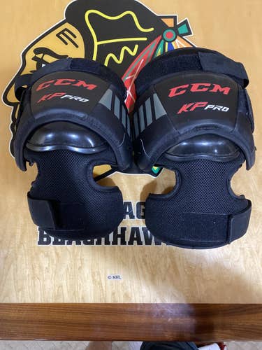 CCM KP Pro knee pads