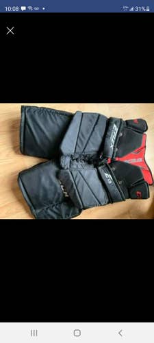 Intermediate Used Medium CCM Extreme Flex II Shield Pro Hockey Goalie Pants