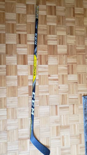 P38 Senior CCM Left Hand Super Tacks Hockey Stick Mid Pattern