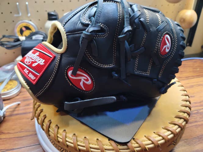 New Rawlings Right Hand Throw Gold Glove Elite Baseball Glove 12"