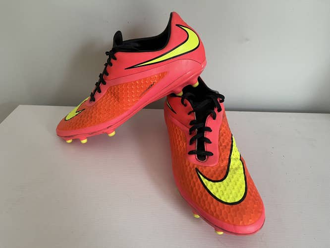 Nike Hypervenoms Soccer Cleats - Great Condition