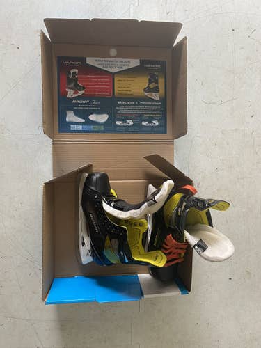 Bauer Supreme 3S Player Hockey Skates