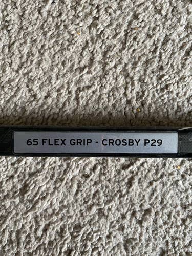 Intermediate Right Handed Super Tacks AS3 Pro Hockey Stick P29 Crosby Curve 65 Flex