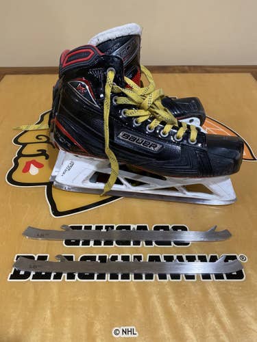 Senior Bauer Regular Width  Size 9.5 Vapor 1X Goalie Skates