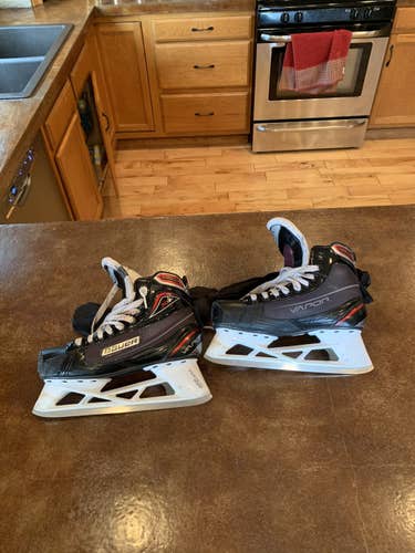 Bauer Vapor x700 goalie skates