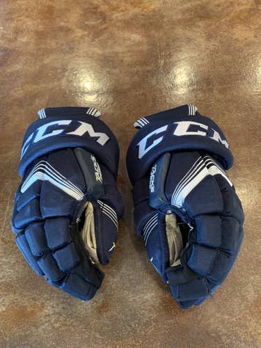 Blue Junior CCM 13" Tacks 7092 Gloves