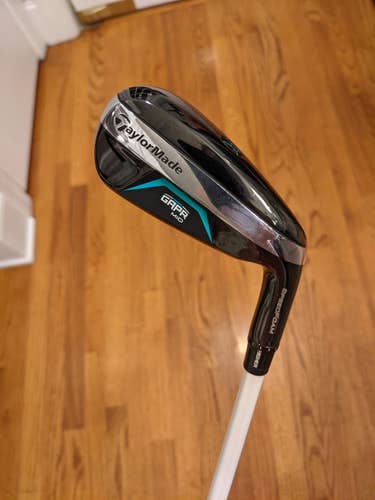 Men's TaylorMade Right Handed GAPR Hybrid Stiff Flex 4H Used