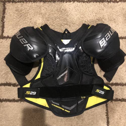 New Small Bauer Supreme S29 Shoulder Pads