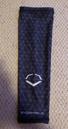 Navy Blue Small/Medium EvoShield Arm Sleeve