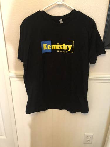 Brand New Kemistry Wheels T-Shirt Size Large