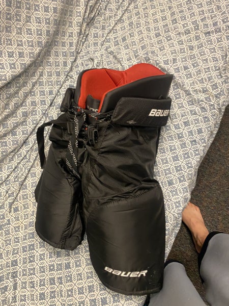 Black Junior Used XL Bauer Vapor X800 Hockey Pants
