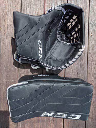 Black Intermediate Used CCM Regular Axis 1.9 Glove and Blocker