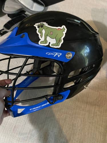 Black Used Adult Player's Cascade CPV-R Helmet