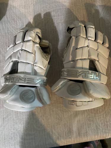 White Used Player's Maverik M4 Lacrosse Gloves 12"