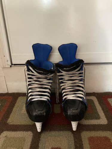 Bauer 9EE Nexus N2700 Hockey Skates