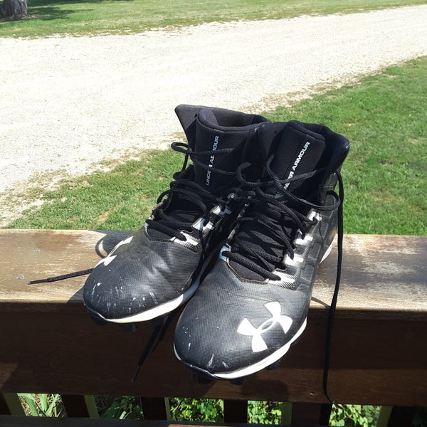 Used Youth Size 10 (Women's 11) Molded Cleats Under Armour High Top