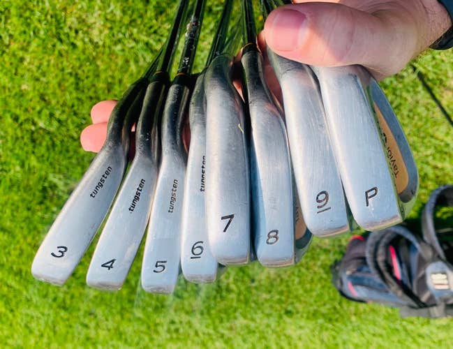 TaylorMade Firesole Golf Set