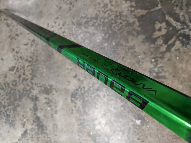 New Senior Bauer Right Handed Vapor ADV Hockey Stick P92