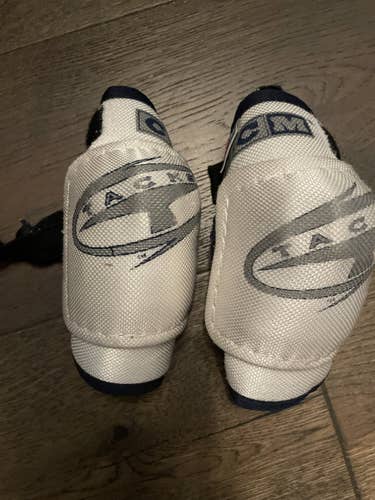 CCM hockey elbow pads
