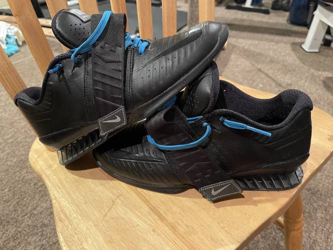 Nike Romaleos weightlifting shoe