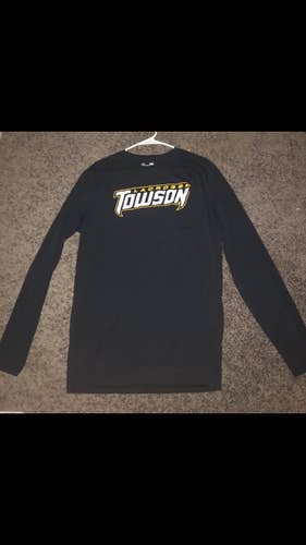 Towson Lacrosse UnderArmour shirt