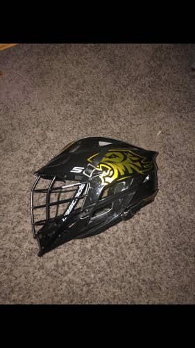 Towson Cascade S helmet