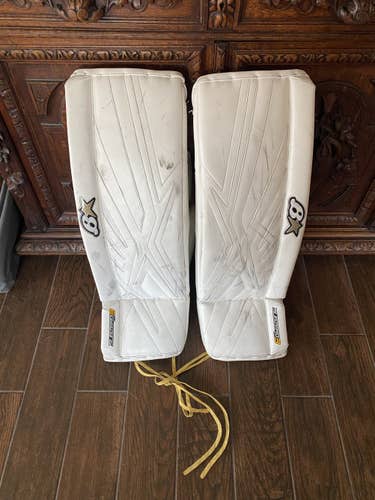 White Used Senior 34+1" Brian's SubZero Pro 3 Goalie Leg Pads