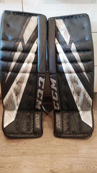 Black Used Senior 33" CCM Eflex4 Goalie Leg Pads