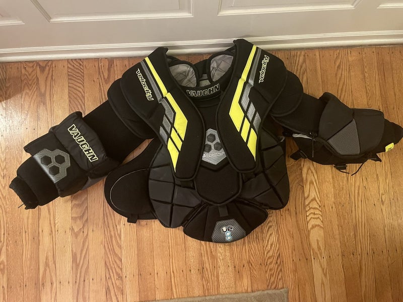 Used Small Vaughn Velocity VE8 Pro Goalie Chest Protector