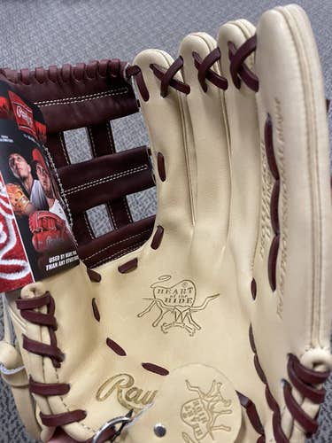 Rawlings Heart of the Hide 12.75” outfield glove