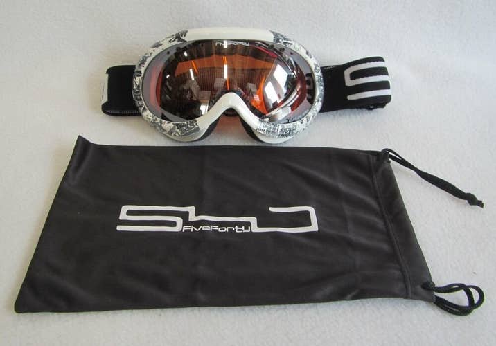 KIDS SNOWBOARD/SKI GOGGLES "540 PIPE" ORANGE LENS,BLACK FRAME + BURTON STICKER