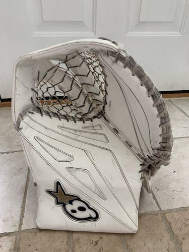 White Used Regular  G-Netik 8.0 Glove