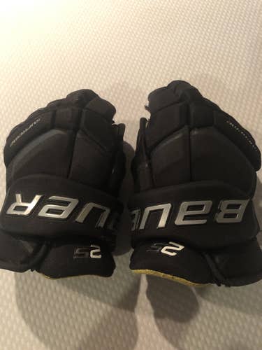 Bauer Supreme 2s 13” Gloves