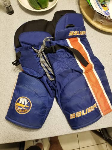 Islanders Junior Used Medium Bauer Nexus Hockey Pants