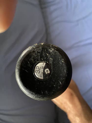 Kid Pitch (9YO-13YO) 2017 Hybrid (-5) 27 oz 32" Voodoo Bat