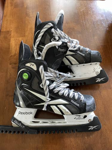 Senior Used Reebok 7k pump Hockey Skates Size 7