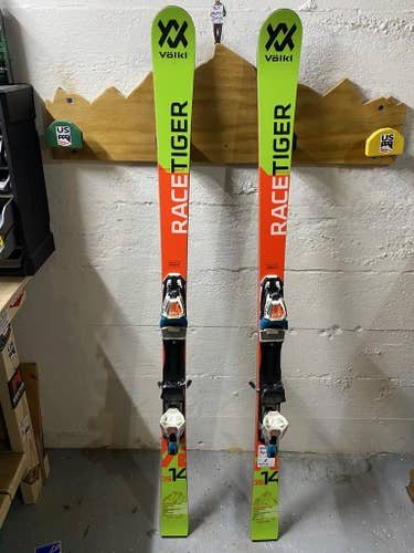 Used 144 2020 Volkl Racing Racetiger Jr GS Skis With Bindings Max Din 12